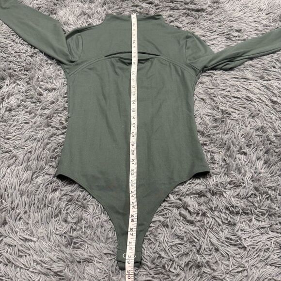 Express Body Contour Mock Neck Open Chest Long Sleeve Thong Bodysuit Size Small - Picture 5 of 8